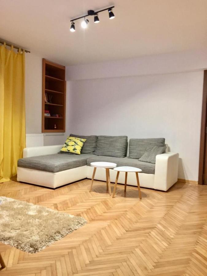 Old Town English Park Residence 克拉奥华 外观 照片